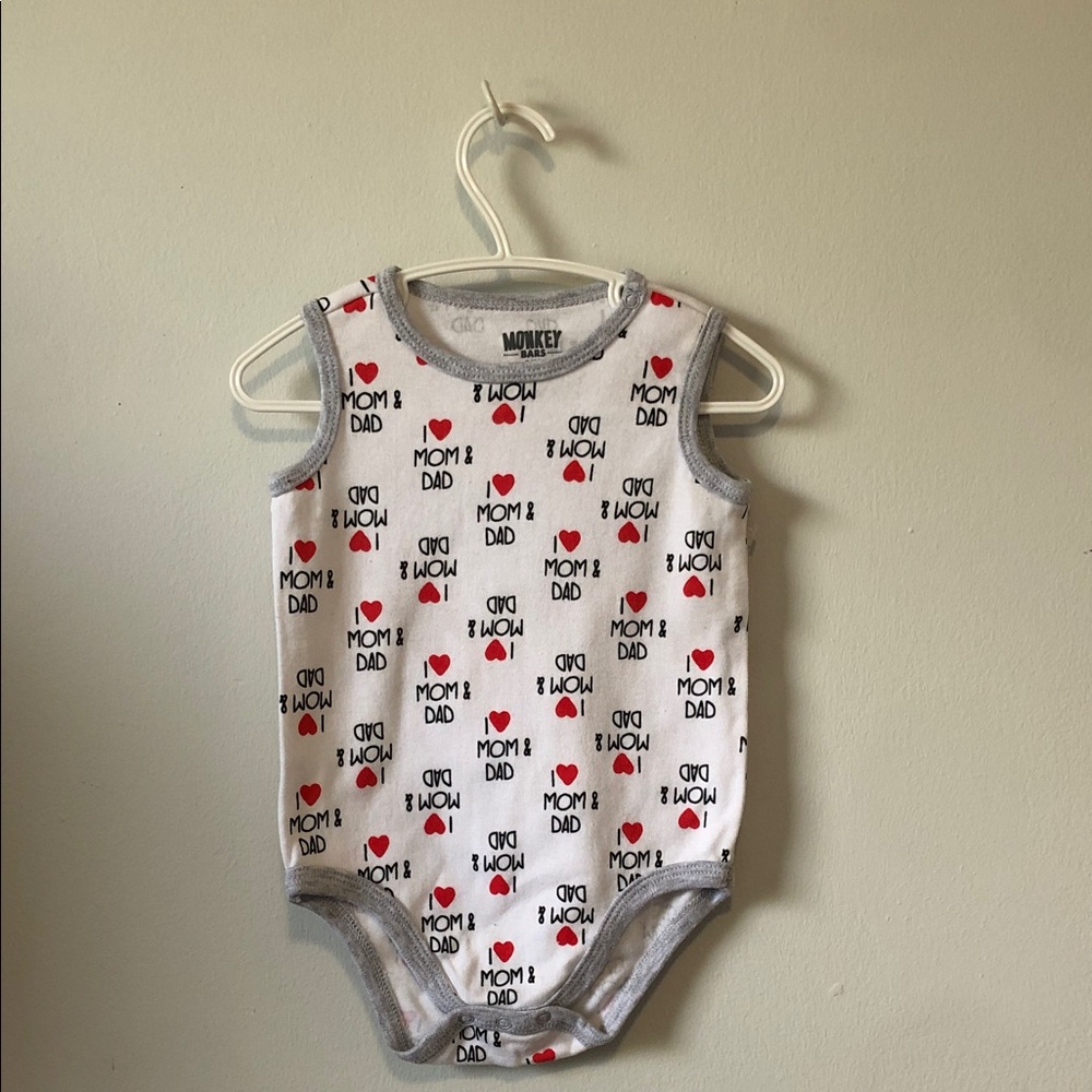 Monkey Baby White & Red 'Mom & Dad' Sleeveless Bodysuit